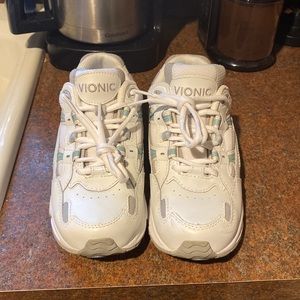 Vionic Womens Walker Tennis Shoes Sz 6.5 Orthotic Arch Support Laces White